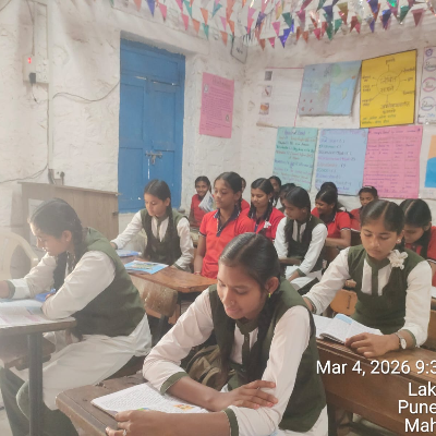 माईंड ट्रिक्स फाउंडेशन, ठाणे यांच्या वतीने आज पासून इयत्ता नववीच्या सर्व विद्यार्थ्यांसाठी सकाळी साडेसात ते साडेनऊ या वेळेत विशेष अभ्यासिका उपक्रमाची सुरुवात करण्यात आली. 